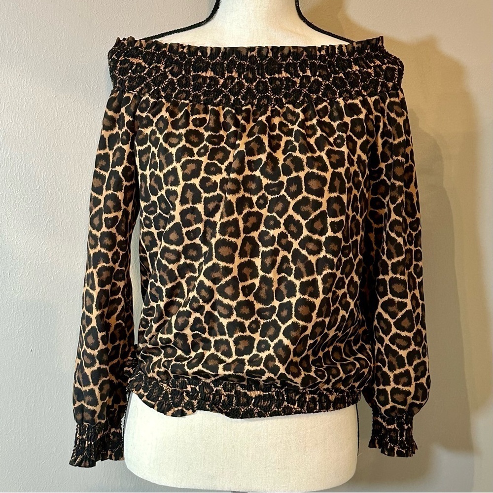 Micheal by Micheal Kors | Off shoulder leopard print blouse | Small